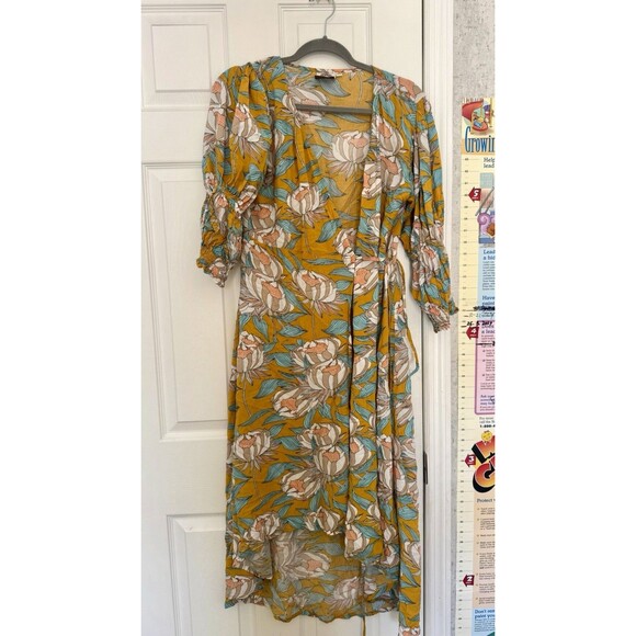 ELF Made By Hand Medium Floral Wrap Dress Midi 3/4 Sleeve Rayon - Picture 1 of 6